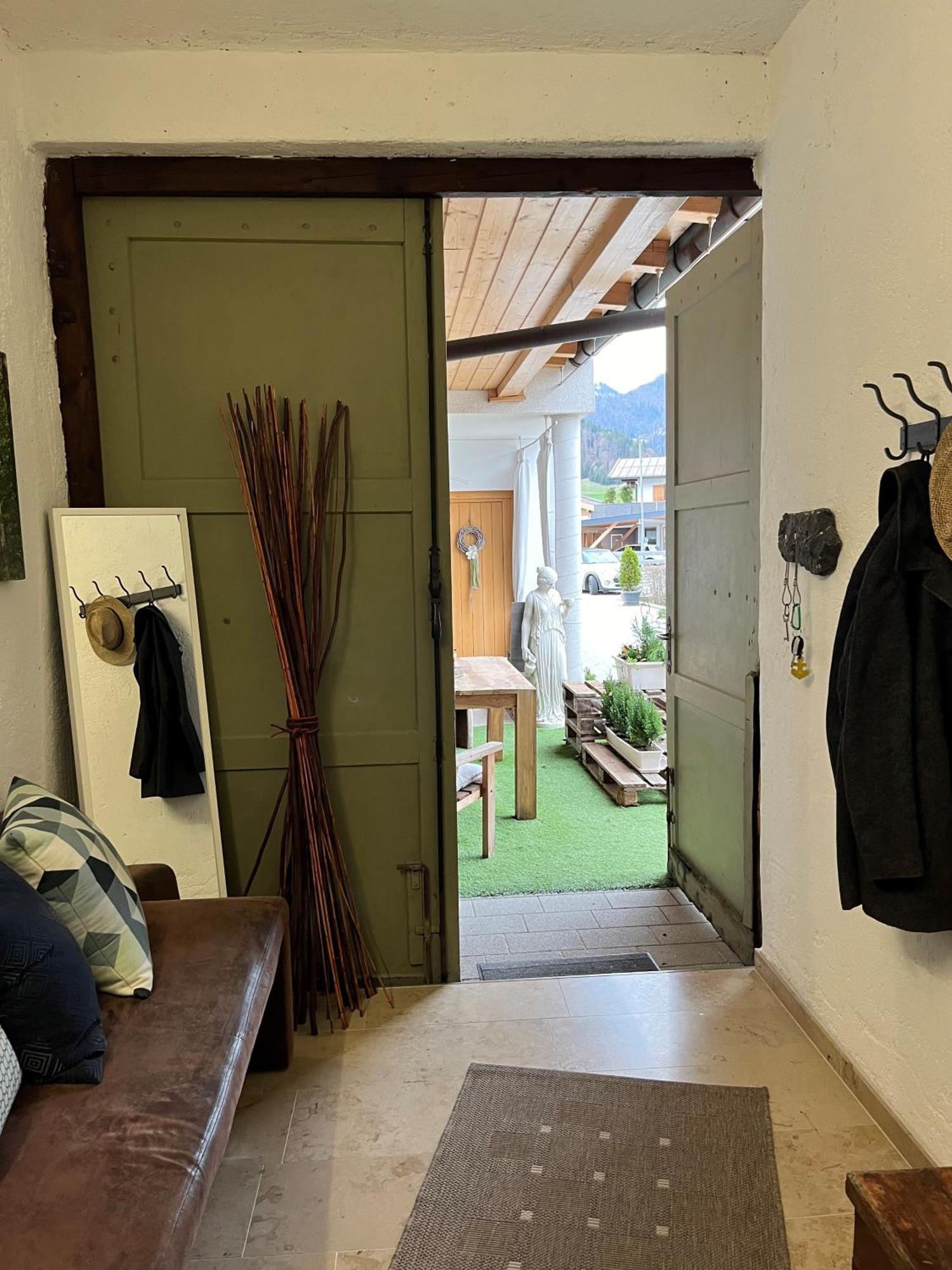 Barrierefreie Schoene Wohnung Im Eg Kossen Exterior photo